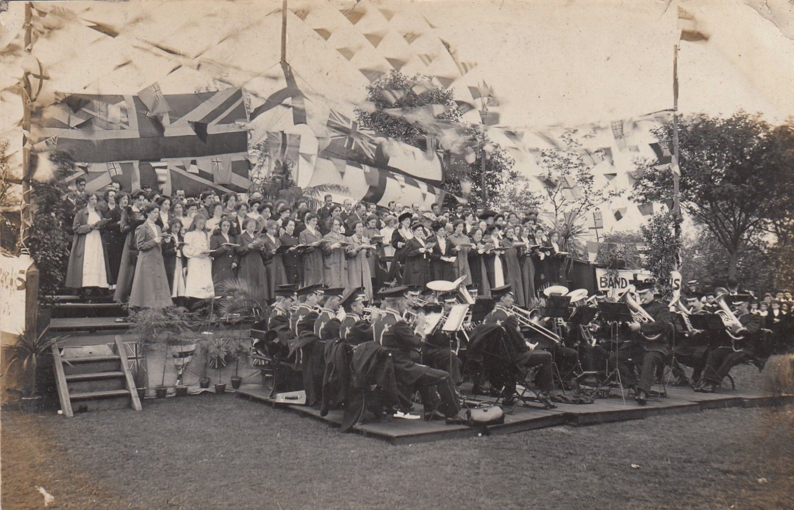 Chorus and band