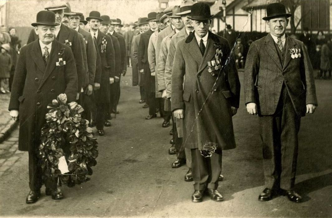 Armistice Day, wreaths and poppies